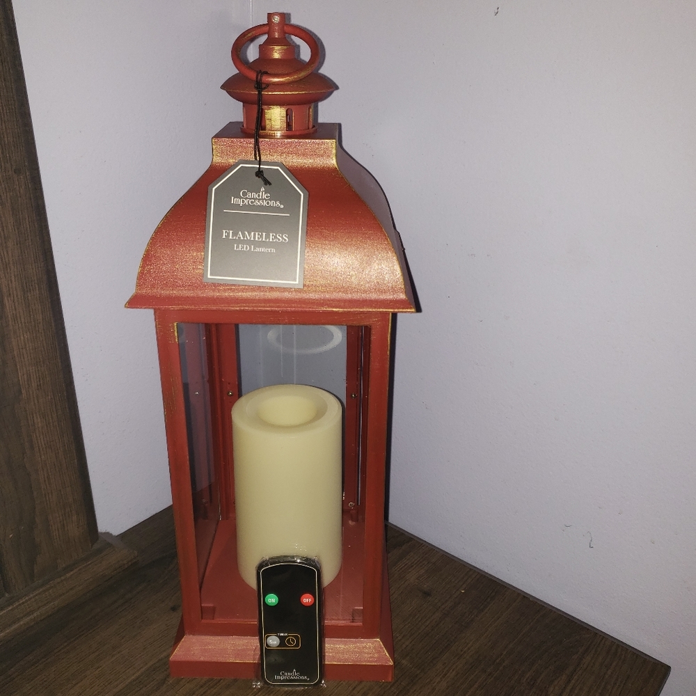 Flameless LED Lantern